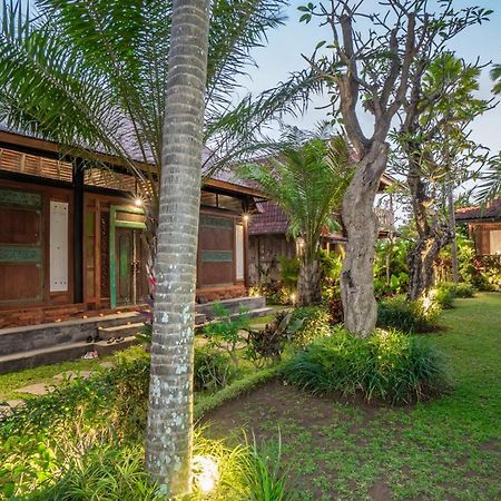 Gayatri Retreat Ubud Exterior photo